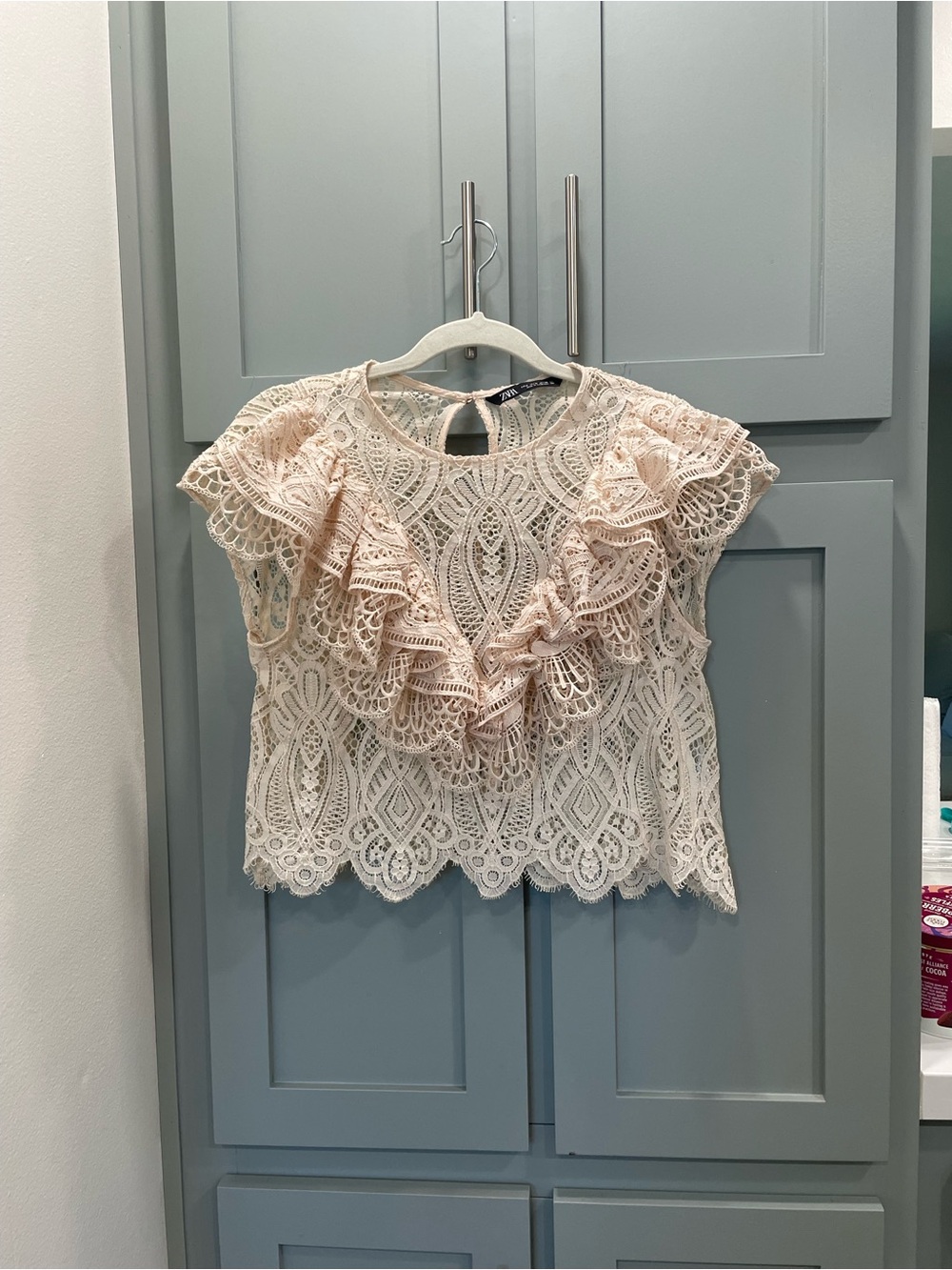Zara Cream Lace Ruffle Blouse